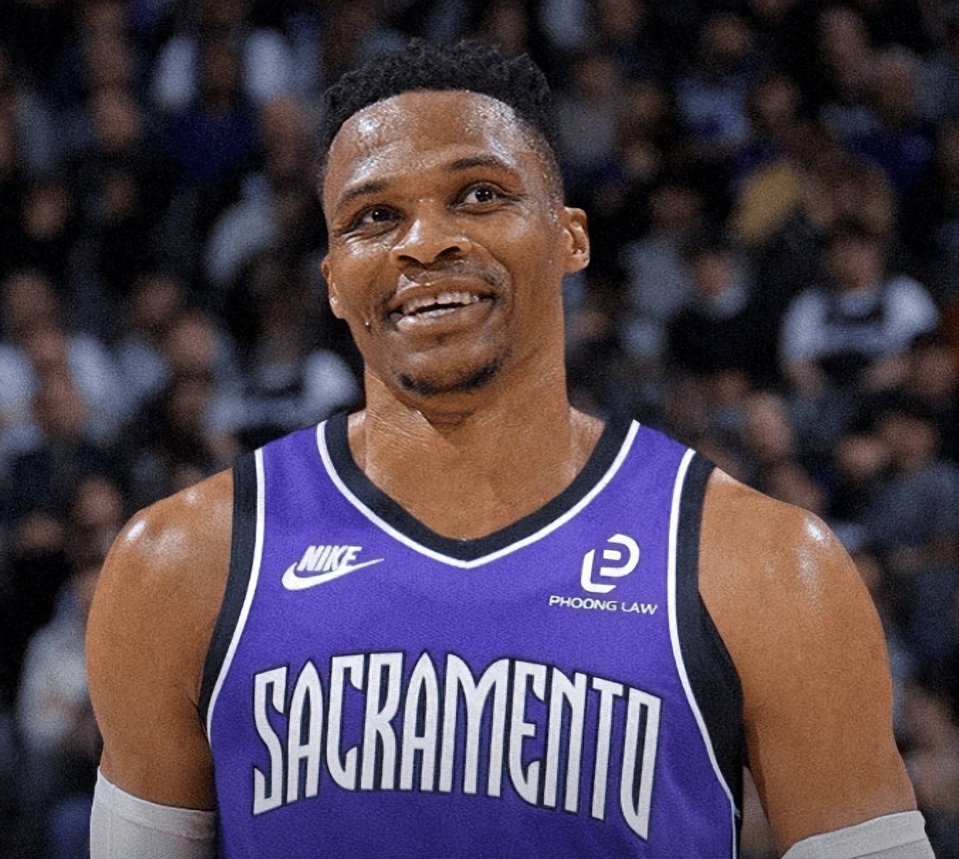 TA：那不勒斯满意霍伊伦的表现，他弥补了卢卡库伤缺的影响（TA：霍伊伦表现获那不勒斯认可，已补上卢卡库伤停空缺）