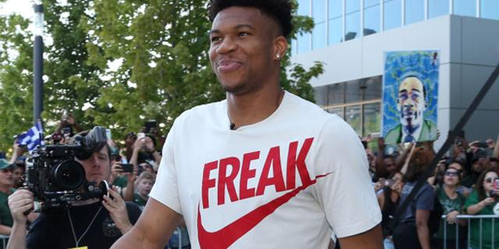 生涯最艰难比赛？马塞洛：客场0-5输巴萨，我们甚至看不到球（马塞洛谈生涯最难一战：客场0比5负巴萨，我们连球影都看不见）