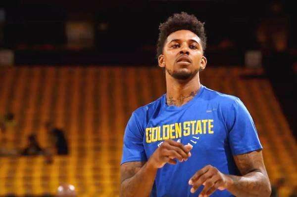 巴萨发出黄色警报：与法兰克福的复仇之战（巴萨拉响黄警：对阵法兰克福的复仇之役）