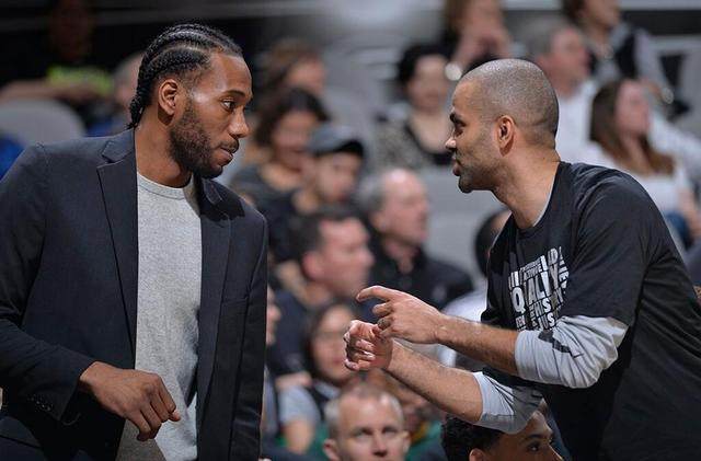 康宁汉姆半场轻取19分5助攻，活塞71分平赛季半场最高（康宁汉姆半场19分5助，活塞71分追平赛季半场最高）